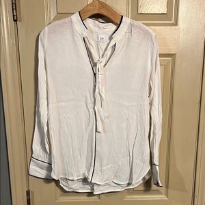 Gap Women’s Tie Dress Shirt Blouse size M